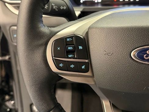 Certified 2021 Ford Explorer XLT w/ Equipment Group 202A AWD/4WD image 19