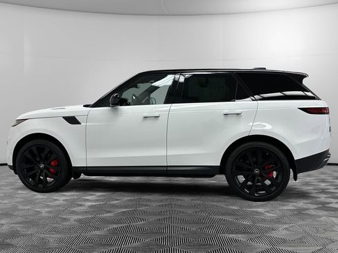 Used 2024 Land Rover Range Rover Sport SE AWD/4WD image 2