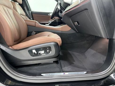 Used 2022 BMW X5 xDrive40i w/ M Sport Package AWD/4WD image 20