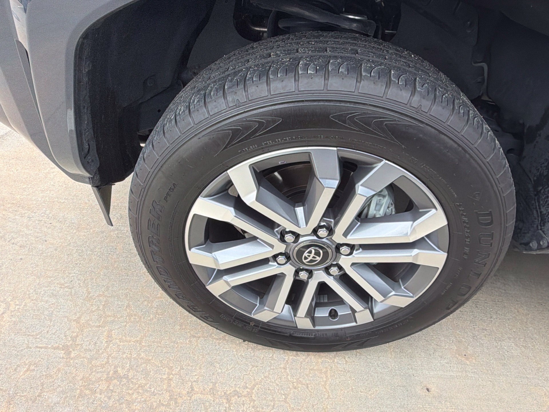 Used 2026 Toyota 4Runner Limited RWD image 9