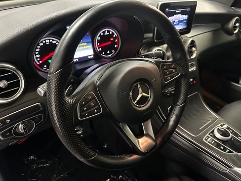 Used 2018 Mercedes-Benz GLC 300 4MATIC Coupe image 9