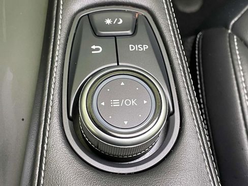 Used 2021 INFINITI QX50 Luxe w/ Appearance Package image 31