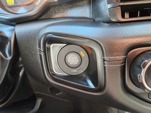 Used 2024 Jeep Wrangler Unlimited Sahara AWD/4WD image 37