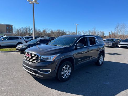 Used 2018 GMC Acadia SLE image 4
