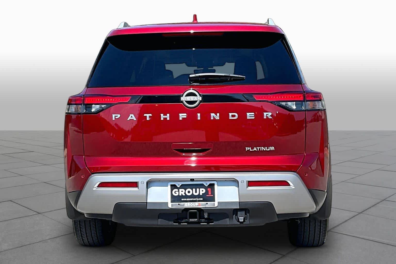 Certified 2025 Nissan Pathfinder Platinum FWD image 5