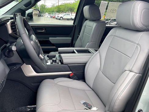 New 2026 Toyota Tundra Limited AWD/4WD image 11
