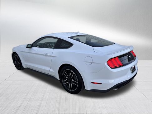 Used 2022 Ford Mustang Premium image 8