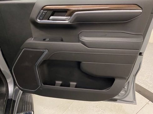 Used 2023 Chevrolet Silverado 1500 RST w/ Max Trailering Package AWD/4WD image 25