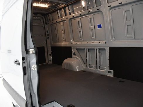 New 2025 Mercedes-Benz Sprinter 2500 image 19
