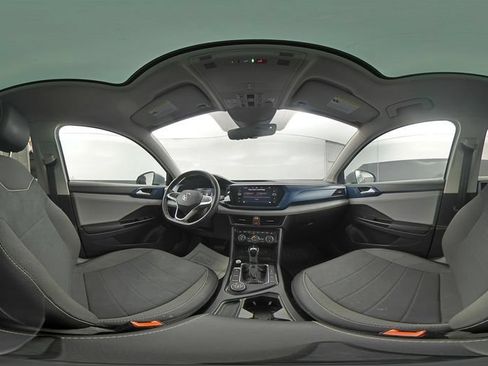 Used 2024 Volkswagen Taos SE w/ Panoramic Sunroof Package AWD/4WD image 13