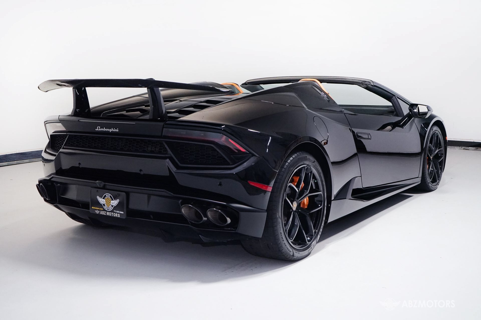 Used 2019 Lamborghini Huracan LP 580-2 RWD image 6