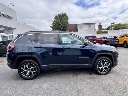 New 2026 Jeep Compass Limited w/ Sun, Sound & Navigation Group AWD/4WD image 8