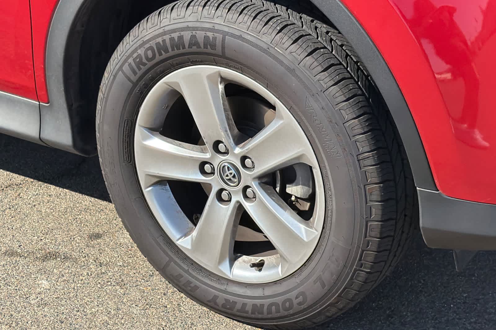 Used 2015 Toyota RAV4 XLE AWD/4WD image 18