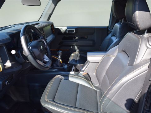 Certified 2024 Ford Bronco Badlands AWD/4WD image 8