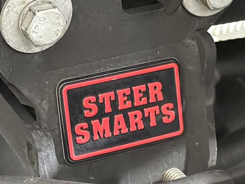 Used 2022 Jeep Wrangler Unlimited Sahara w/ Cold Weather Group image 11