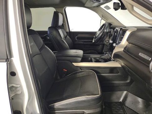 Used 2023 RAM 2500 Laramie AWD/4WD image 19