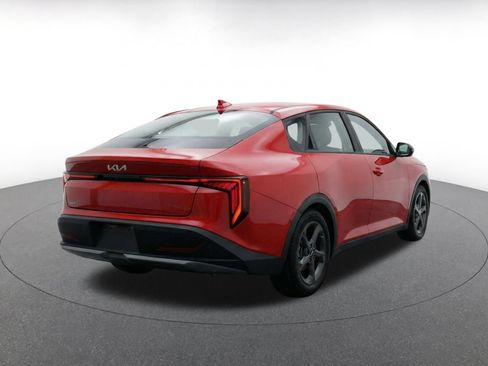 Used 2025 Kia K4 FWD image 9