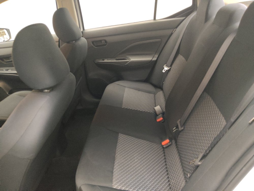 Used 2023 Nissan Versa S FWD image 18