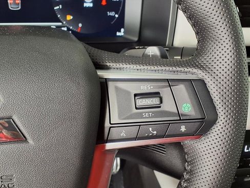 New 2026 Mitsubishi Outlander SEL FWD image 26
