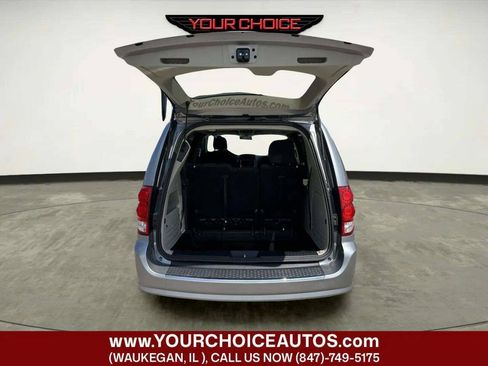 Used 2015 Dodge Grand Caravan SXT FWD image 14