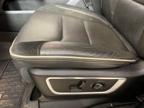 Used 2023 RAM 1500 Laramie AWD/4WD image 18