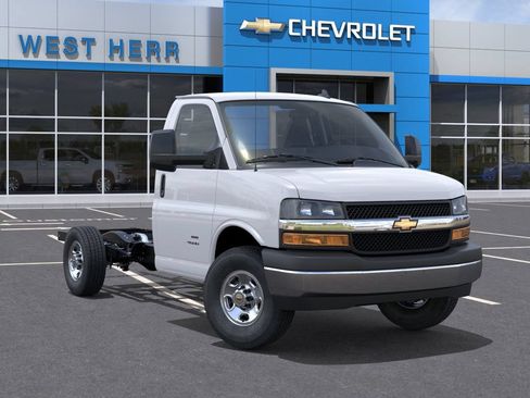 New 2025 Chevrolet Express 3500 w/ Power Convenience Package RWD image 48