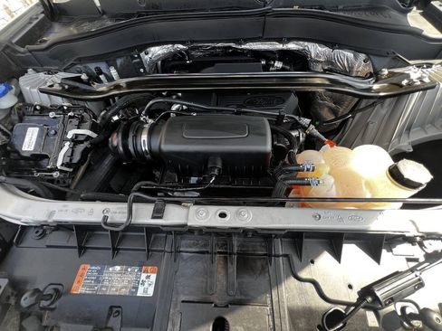 Used 2020 Ford Explorer Limited RWD image 19