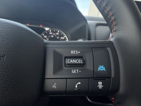 Certified 2025 Nissan Rogue SV image 19