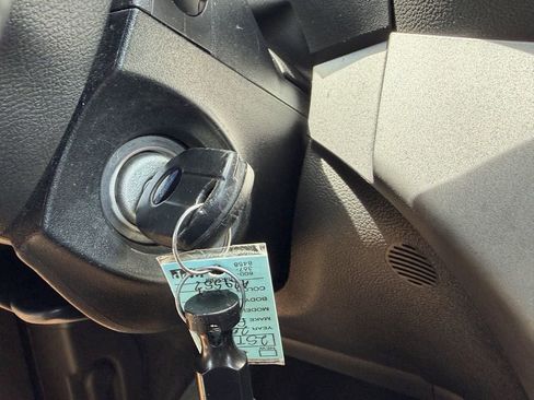 Used 2018 Ford Escape S FWD image 28
