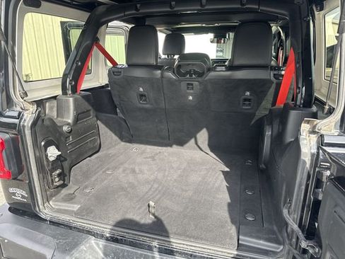 Used 2020 Jeep Wrangler Unlimited Rubicon w/ Quick Order Package 28Y Recon image 12