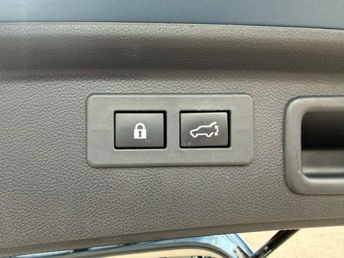 Used 2019 Subaru Forester Limited AWD/4WD image 19