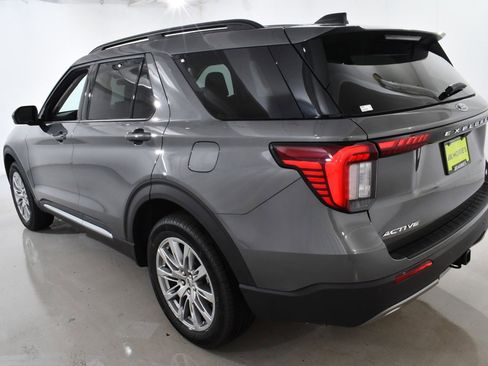 New 2025 Ford Explorer Active w/ Active Comfort Package image 15