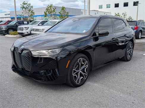 Used 2025 BMW iX xDrive50 w/ Sport Package image 4