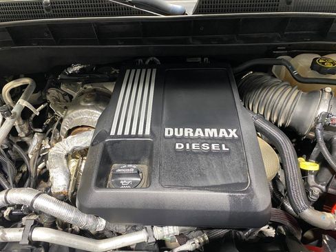 Used 2022 GMC Sierra 1500 SLT w/ SLT Convenience Package image 24