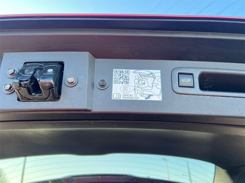 Used 2024 Toyota Highlander XSE image 24