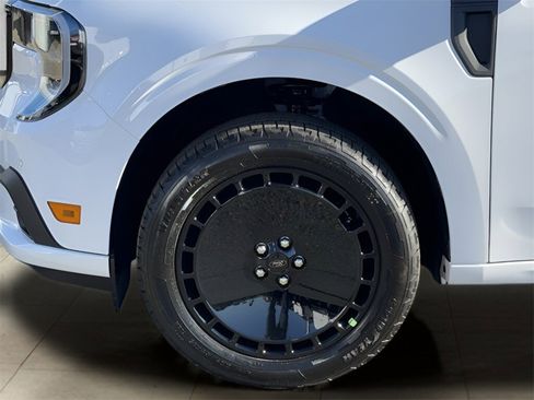 New 2025 Ford Maverick Lobo image 41