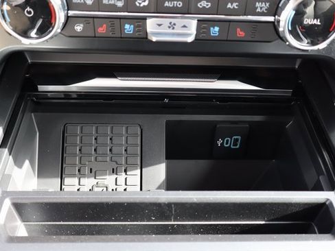 New 2026 Ford F250 Platinum w/ Tremor Off-Road Package image 12