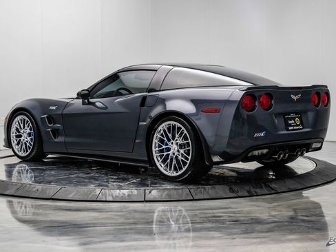 Used 2010 Chevrolet Corvette ZR1 w/ Preferred Equipment Group RWD image 10