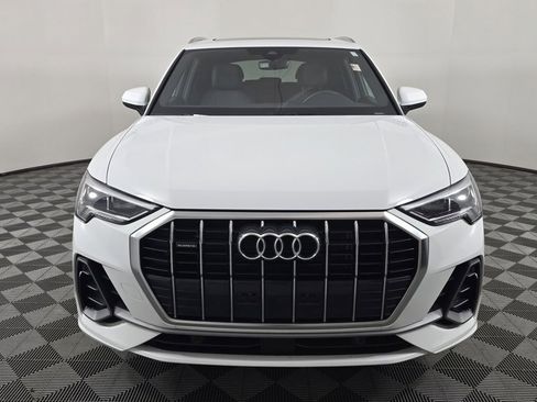 Used 2025 Audi Q3 2.0T Premium image 9