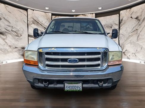 Used 2000 Ford F350 XL image 3