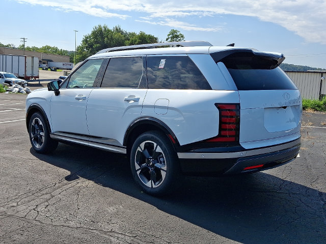 New 2027 Hyundai Palisade Limited AWD/4WD image 3