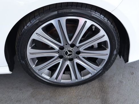 Used 2018 Mercedes-Benz CLA 250 image 41