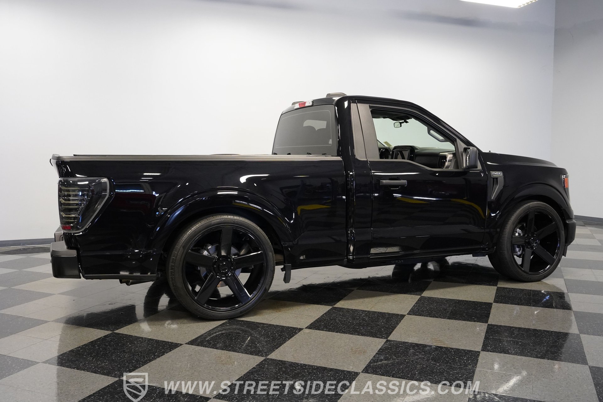 Used 2021 Ford F150 XL w/ Equipment Group 101A High AWD/4WD image 14
