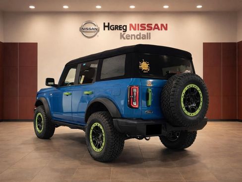 Used 2022 Ford Bronco Badlands image 2