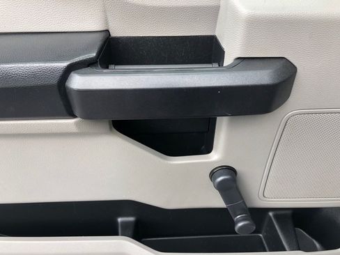 Used 2017 Ford F250 XL RWD image 19