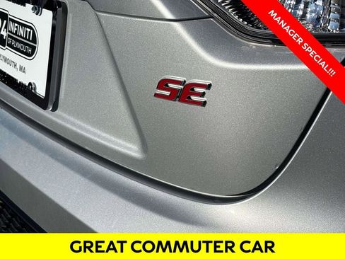Used 2022 Toyota Corolla SE image 8