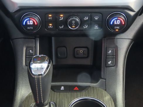 Used 2019 GMC Acadia SLT FWD image 46