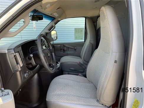 Used 2020 Chevrolet Express 2500 image 23
