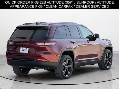 Used 2022 Jeep Grand Cherokee Altitude AWD/4WD image 2