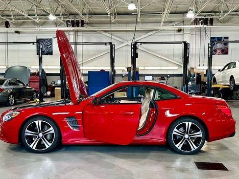 Used 2021 Toyota Corolla SE w/ Carpet Mat Package (TMS) image 18